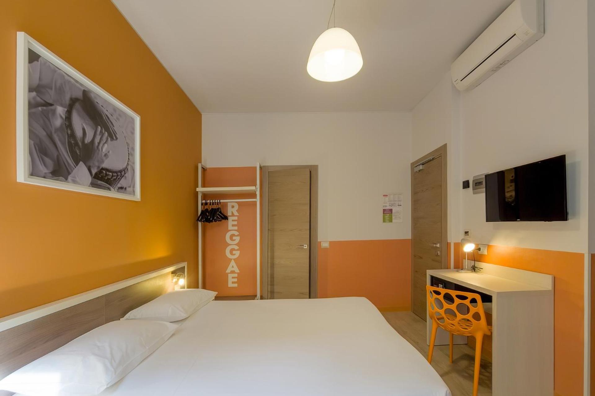 Hotel Nologo Генуя Экстерьер фото